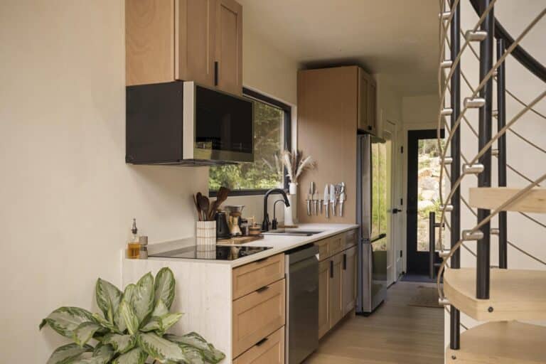 A6A5935
