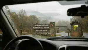 Front Royal entrance to Skyline Drive, the best starting point for DC and Northern Virginia travelers